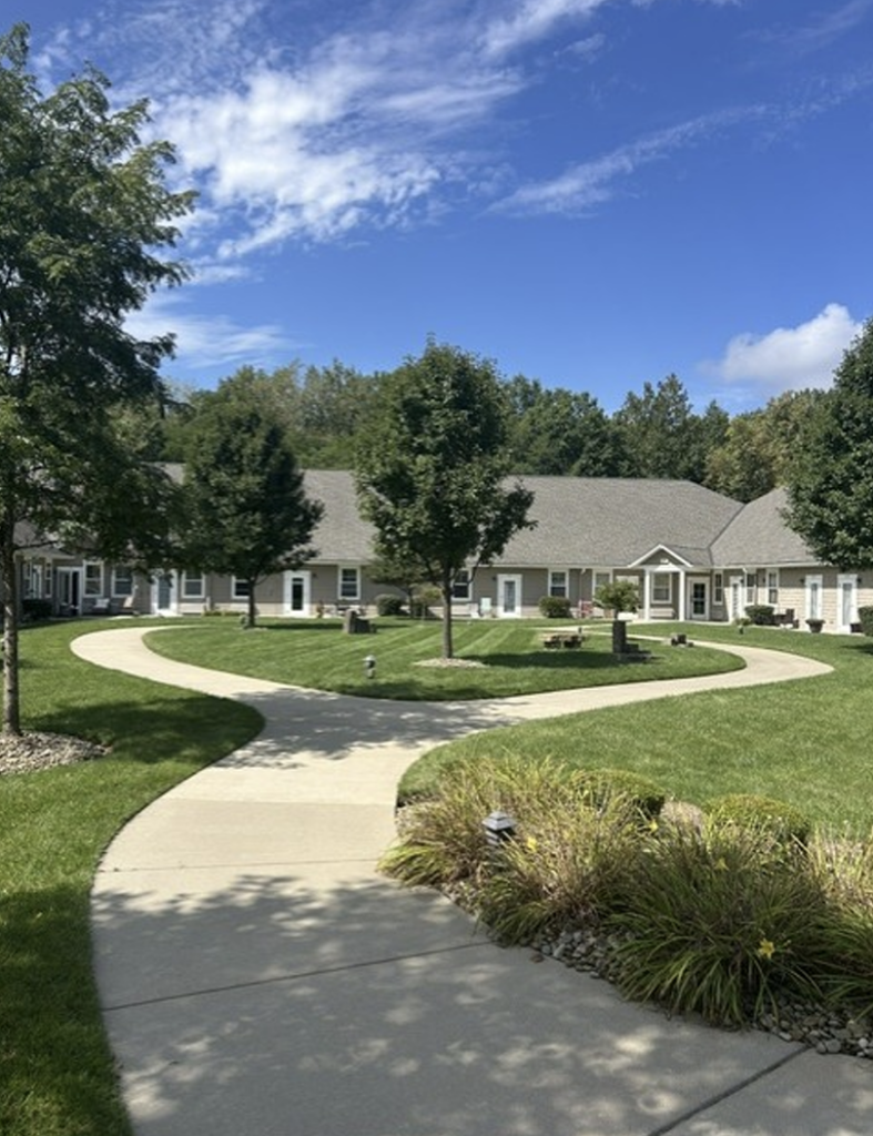 Discover how Hudson Grande Senior Living creates positive first impressions through teamwork, clear expectations, and proactive maintenance.