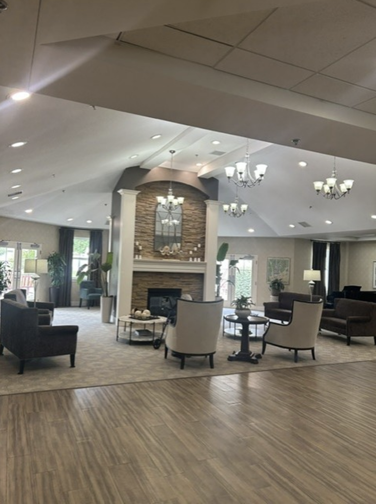 Discover how Hudson Grande Senior Living creates positive first impressions through teamwork, clear expectations, and proactive maintenance.